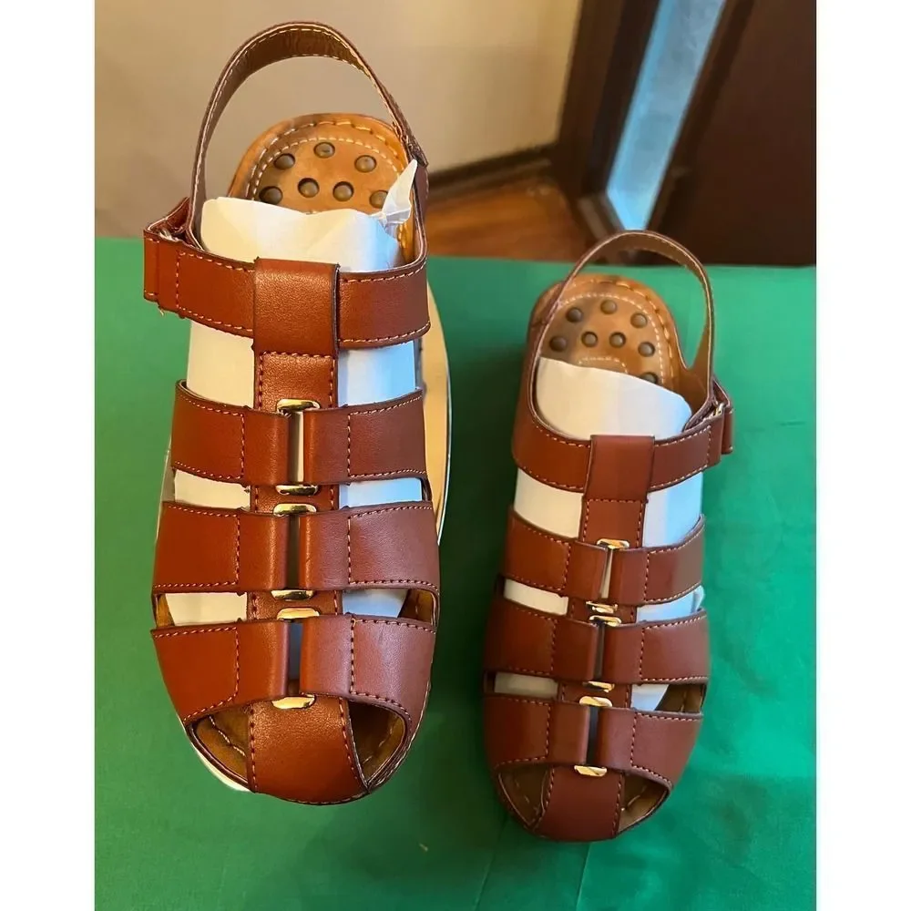 Adalina women cut out accent ankle strap walking shoes tan size 5.5 - Picture 3 of 4